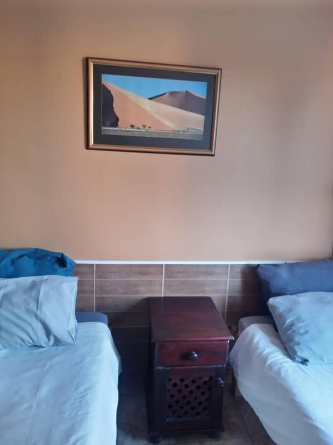Skippers Backpackers Cc Walvis Bay Kültér fotó